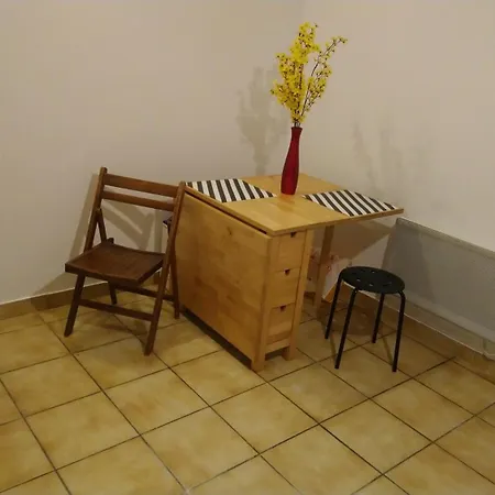 Studette Mini Studio Apartman Gagny
